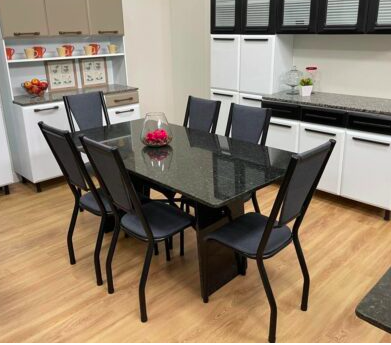 Conjunto Jamile 6 cadeiras - Base Tubular - Preto